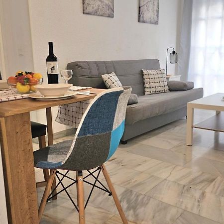 Ideal Holiday Apartment One Bedroom City Center مالقة المظهر الخارجي الصورة