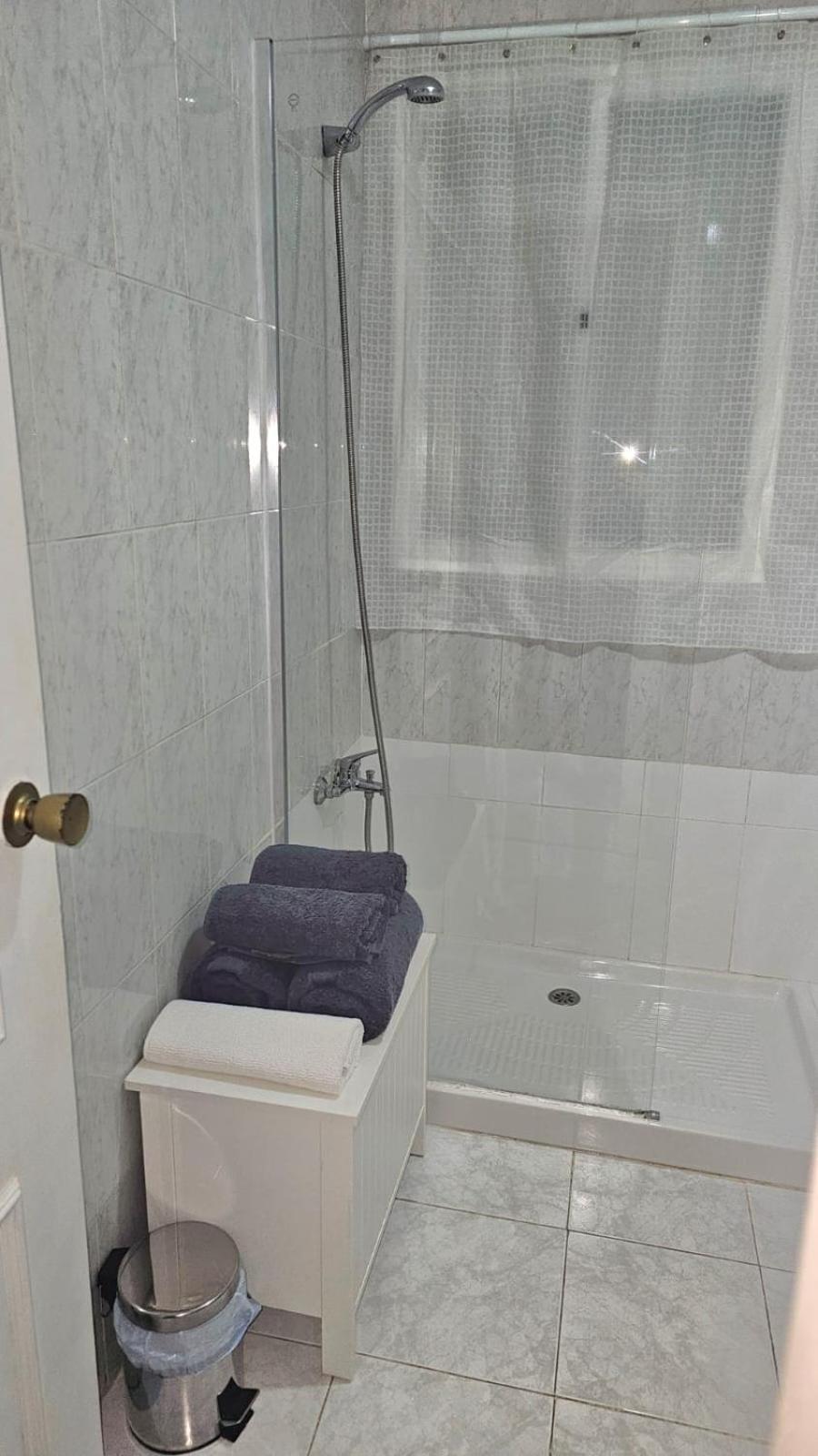 Ideal Holiday Apartment One Bedroom City Center مالقة المظهر الخارجي الصورة